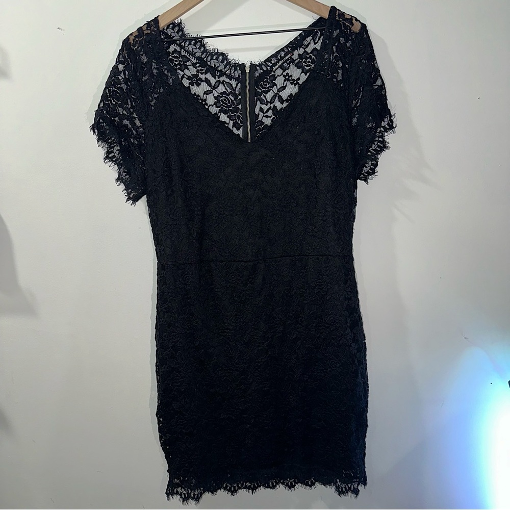 Plus Size Mini Lace Black Dress